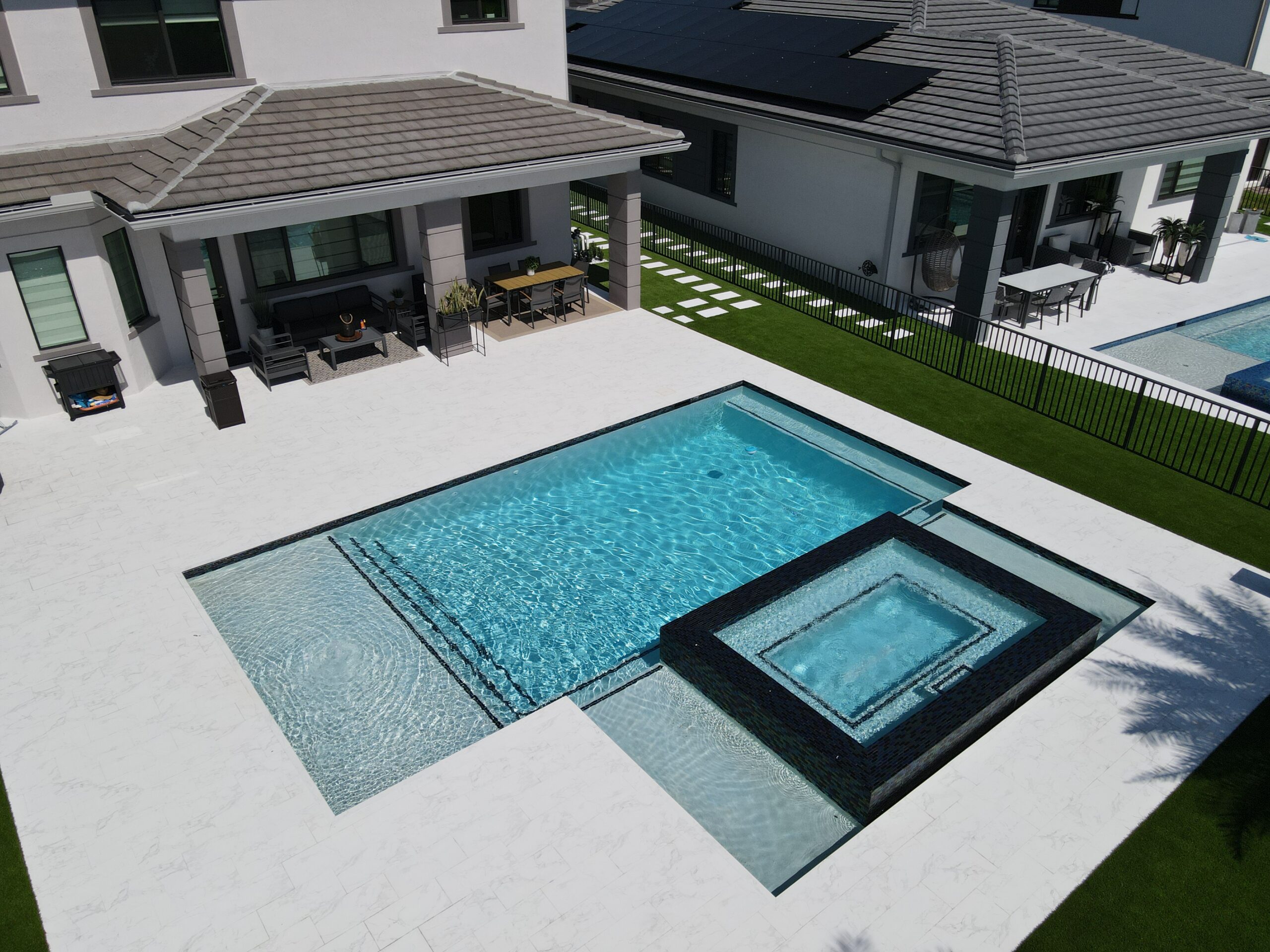 Home - FM Pools & Outdoor Living