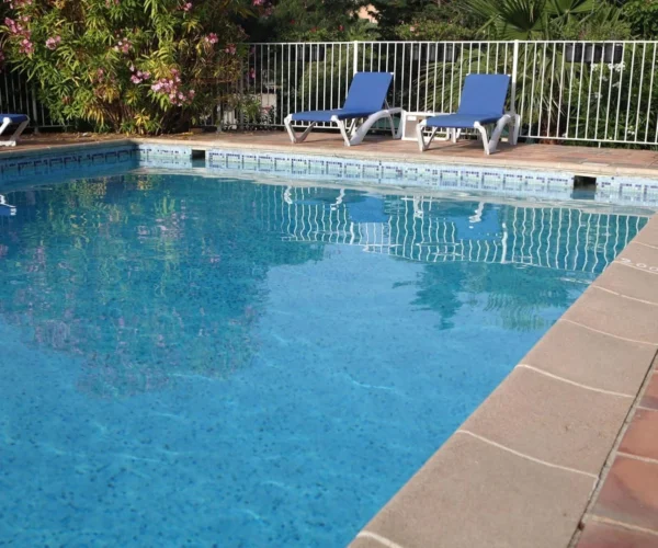 pool decking cost